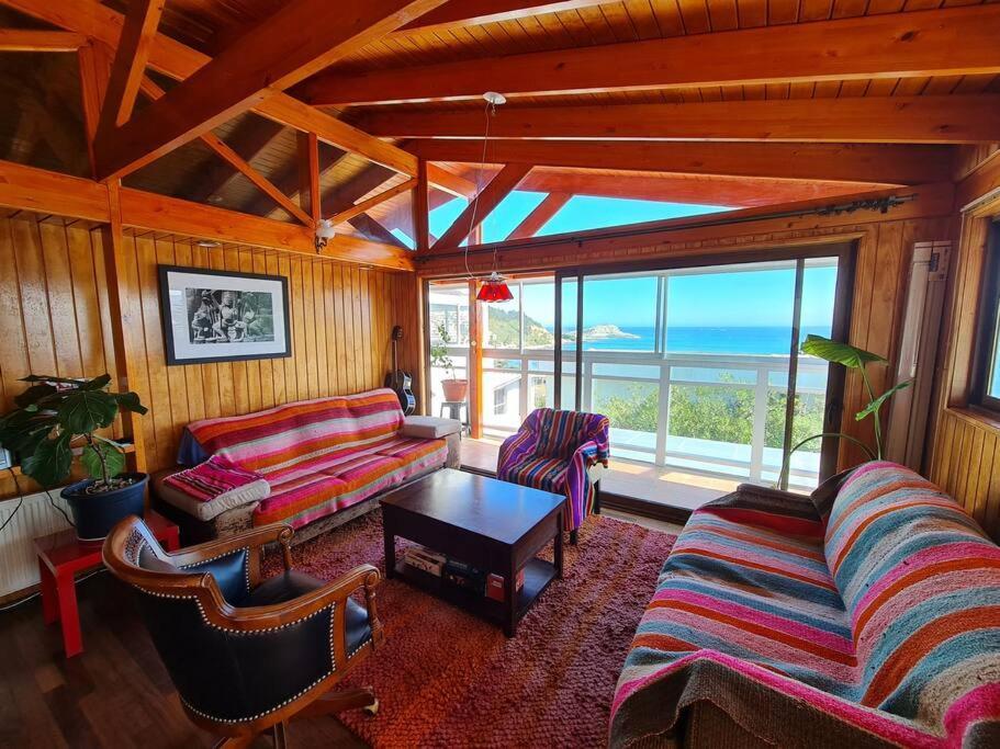 Espectacular Casa Tres Pisos, Cap. 21 Personas. Algarrobo
